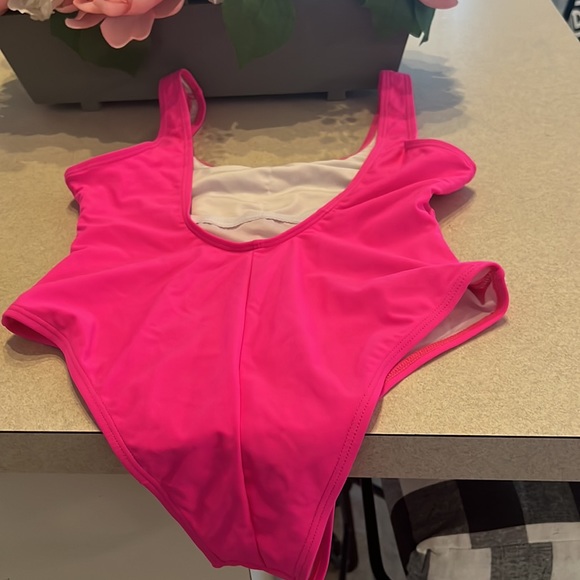 Pink Shein bathing suit - Picture 2 of 2